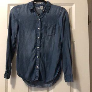 H&M L.O.G.G. Denim Looking Button Up Top